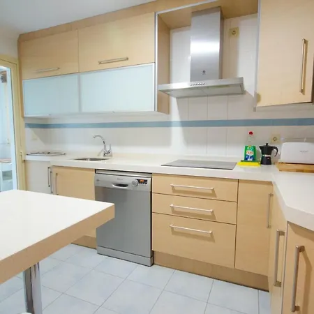 アパート Apartment Daniela- Very Close To The Centre Of Estepona And The Beach. エステポナ