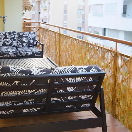 Apartment Daniela- Very Close To The Centre Of Estepona And The Beach. アパート エステポナ