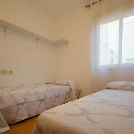 アパート Apartment Daniela- Very Close To The Centre Of Estepona And The Beach. エステポナ