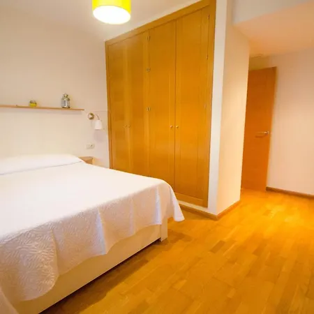 アパート Apartment Daniela- Very Close To The Centre Of Estepona And The Beach. エステポナ