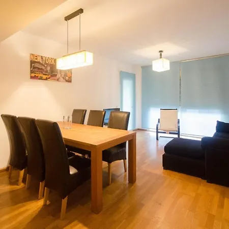 Appartamento Apartment Daniela- Very Close To The Centre Of Estepona And The Beach. *